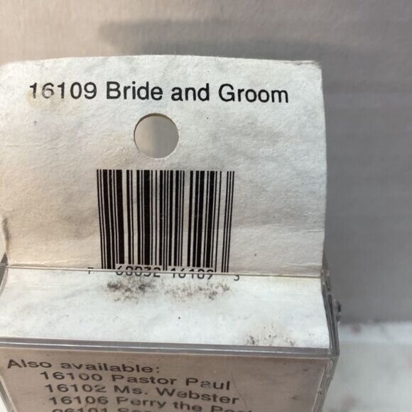 Vitreville Bride Groom Figurine Hand-Painted Cast Bronze Wedding Keepsake 16109 - Picture 3 of 7